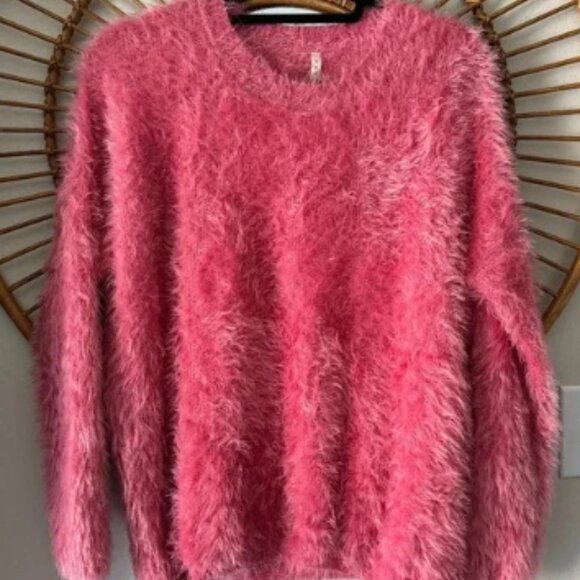 Anthropologie Raga pink eyelash fuzzy sweater size M - Picture 1 of 4